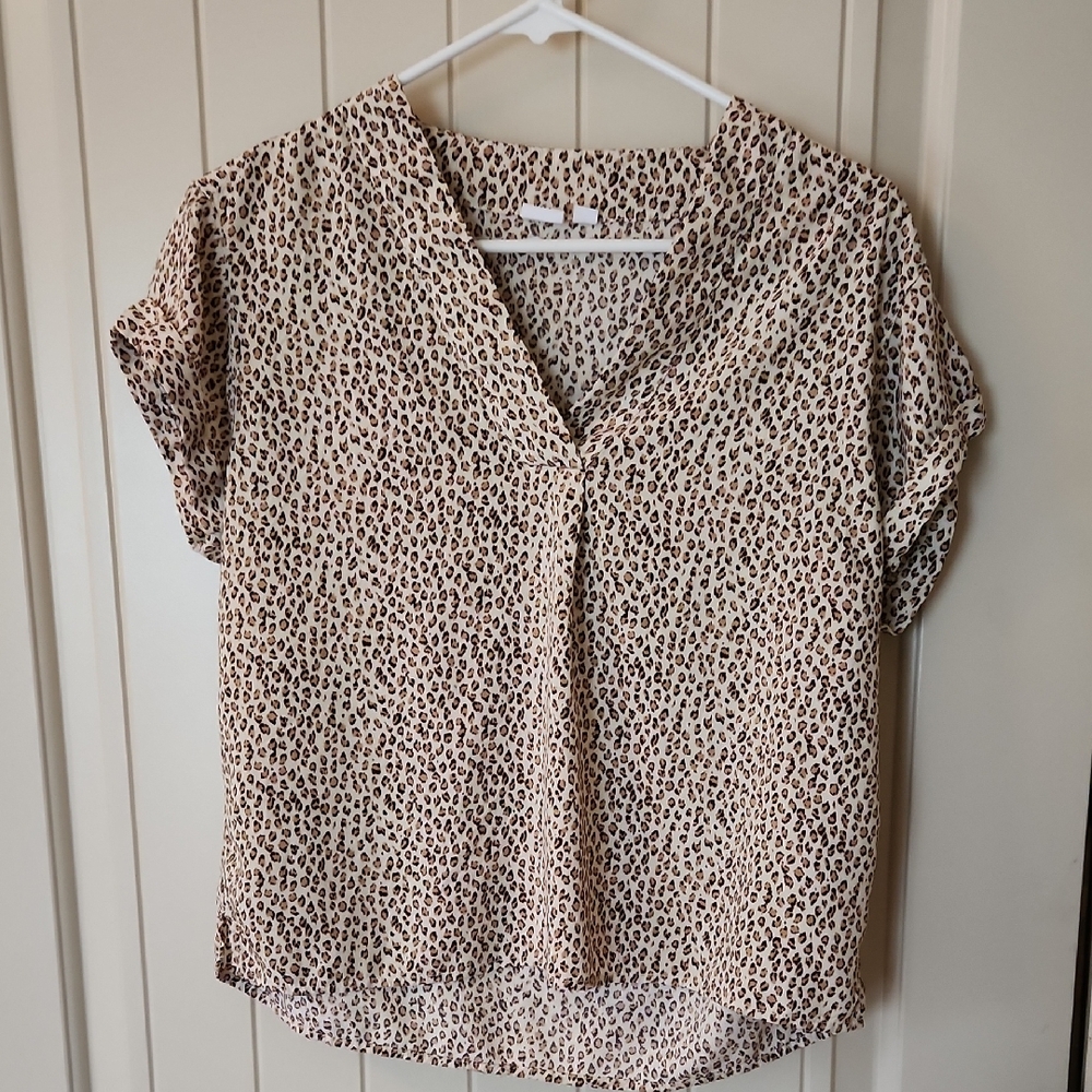 GAP Animal Print V-Neck Blouse